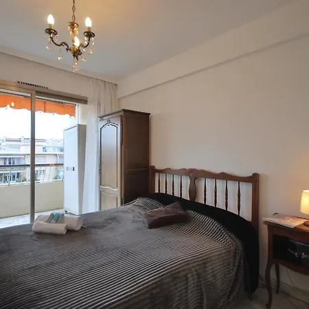 Daire Fleuris One Bed *