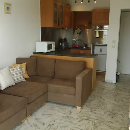 דירה Fleuris One Bed קאן